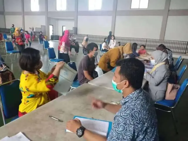 2.800 KK Terima Bansos Covid-19 dari APBD Kota Tangerang 2.800 KK Terima Bansos Covid-19 dari APBD Kota Tangerang