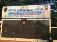 Lewat Spanduk dan Video Tron, Polres Metro Tangerang Kota Ajak Warga Ayo Pakai Masker