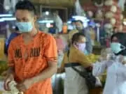 Tim Srikandi Cisadane Sosialisasi Penggunaan Masker di Pasar Tanah Tinggi Tangerang Tim Srikandi Cisadane Sosialisasi Penggunaan Masker di Pasar Tanah Tinggi Tangerang