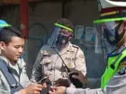 Operasi Protokol Kesehatan di Jatiuwung, Polisi Tegur Pengendara Tidak Gunakan Masker Operasi Protokol Kesehatan di Jatiuwung, Polisi Tegur Pengendara Tidak Gunakan Masker