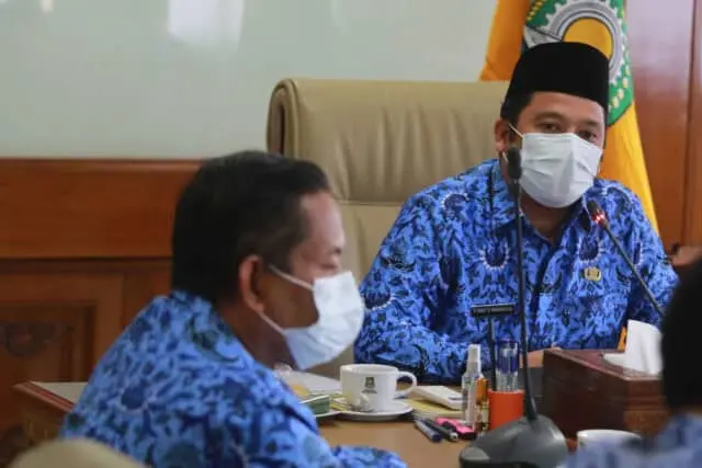 Dinilai Efektif Tekan Covid-19, PSBL RW di Kota Tangerang Kembali Digencarkan Dinilai Efektif Tekan Covid-19, PSBL RW di Kota Tangerang Kembali Digencarkan