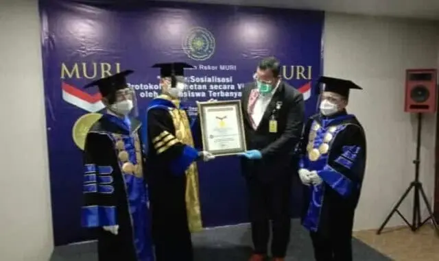 Kampanye Prokes Covid-19 Terbanyak, UMT Raih Rekor MURI Kampanye Prokes Covid-19 Terbanyak, UMT Raih Rekor MURI