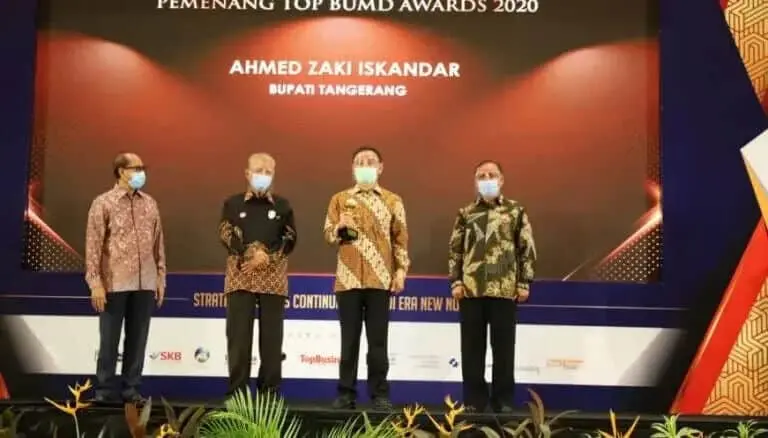 Perumdam Tirta Kerta Raharja Raih Empat Penghargaan TOP BUMD Award 2020 Perumdam Tirta Kerta Raharja Raih Empat Penghargaan TOP BUMD Award 2020