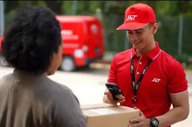 Ditengah Pandemi, J&T Express Lancarkan Pengiriman 8 Juta Paket Ditengah Pandemi, J&T Express Lancarkan Pengiriman 8 Juta Paket