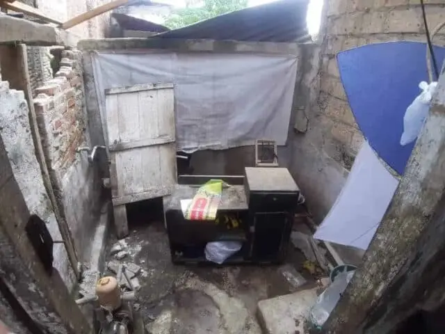 Prihatin, Janda Tua 6 Anak Tempati Rumah Nyaris Ambruk di Pinang Kota Tangerang Prihatin, Janda Tua 6 Anak Tempati Rumah Nyaris Ambruk di Pinang Kota Tangerang