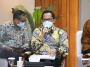 Mendagri Nilai Omnibus Law UU Cipta Kerja Akan Mempermudah Masyarakat Membuka Usaha Mendagri Nilai Omnibus Law UU Cipta Kerja Akan Mempermudah Masyarakat Membuka Usaha