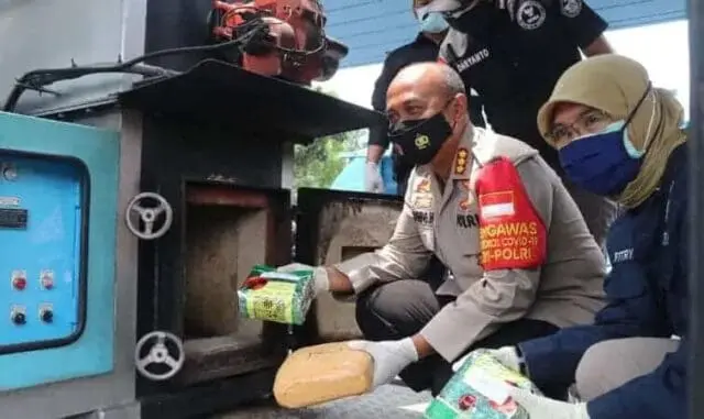 Ratusan Kilo Narkotika Dimusnahkan Polres Metro Tangerang Kota Ratusan Kilo Narkotika Dimusnahkan Polres Metro Tangerang Kota