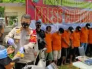 Janji Order Bubur Ayam 500 Bungkus, 10 Orang Ditangkap Polisi Janji Order Bubur Ayam 500 Bungkus, 10 Orang Ditangkap Polisi
