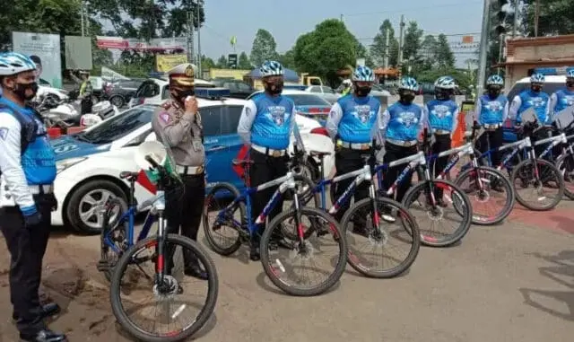 Operasi Zebra 2020, Satlantas Polrestro Tangerang Kota Terjunkan Tim Patroli Sepeda Operasi Zebra 2020, Satlantas Polrestro Tangerang Kota Terjunkan Tim Patroli Sepeda