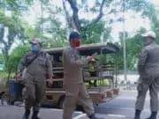 Anjal Mengaku Dintimidasi Saat Dirazia Satpol PP Kota Tangerang, Gitarnya Juga Raib Anjal Mengaku Dintimidasi Saat Dirazia Satpol PP Kota Tangerang, Gitarnya Juga Raib
