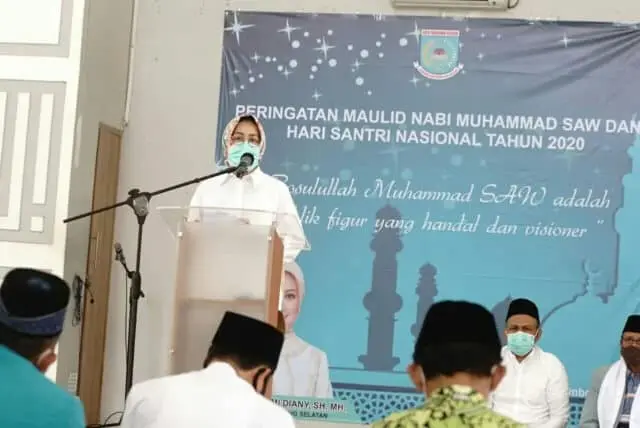 Airin Hadiri Perayaan Maulid Nabi Muhammad SAW 1442 H Airin Hadiri Perayaan Maulid Nabi Muhammad SAW 1442 H