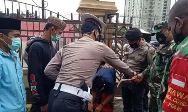 Operasi Yustisi, Hendak Aksi 1812 Empat Remaja Diamankan Polisi di Tangerang Lantaran Bawa Clurit Operasi Yustisi, Hendak Aksi 1812 Empat Remaja Diamankan Polisi di Tangerang Lantaran Bawa Clurit