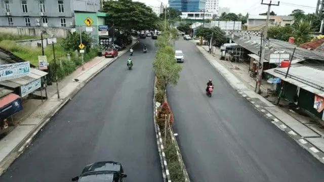 DPU Tangsel Pastikan Kontraktor Perbaiki Kerusakan Jalan Ciater DPU Tangsel Pastikan Kontraktor Perbaiki Kerusakan Jalan Ciater