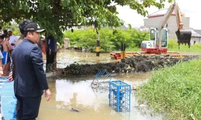 Antisipasi Banjir, 20 Titik Penurapan Kali di Kota Tangerang Diperpanjang 1.286 Meter Antisipasi Banjir, 20 Titik Penurapan Kali di Kota Tangerang Diperpanjang 1.286 Meter