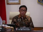 Pemda Diminta Lakukan Percepatan Pelaksanaan APBD dan Kemudahan Investasi di Daerah Pemda Diminta Lakukan Percepatan Pelaksanaan APBD dan Kemudahan Investasi di Daerah