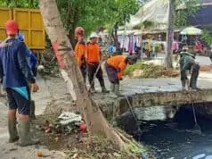 Laporan Warga, Tumpukan Sampah di Pasar Sipon Dibersihkan Laporan Warga, Tumpukan Sampah di Pasar Sipon Dibersihkan