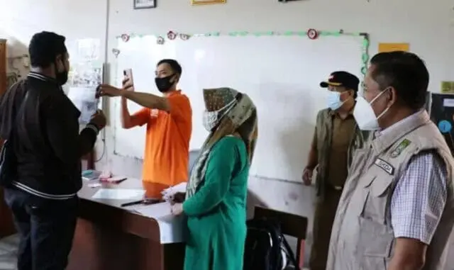 Penyaluran Bantuan Sosial Tunai di Kota Tangerang, Dipantau Dirjen Kemensos Penyaluran Bantuan Sosial Tunai di Kota Tangerang, Dipantau Dirjen Kemensos