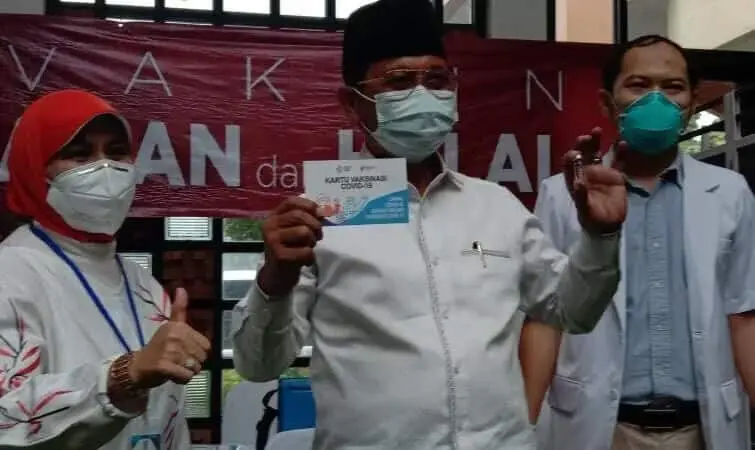 Wali Kota Tangerang Vaksin Sinovac ke- Dua, Sachrudin Vaksinasi Pertama Wali Kota Tangerang Vaksin Sinovac ke- Dua, Sachrudin Vaksinasi Pertama