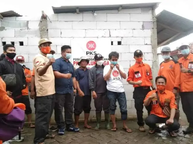 Kades Lemo: Terima Kasih PKS, Setiap Bencana Selalu Hadir Bersama Warga