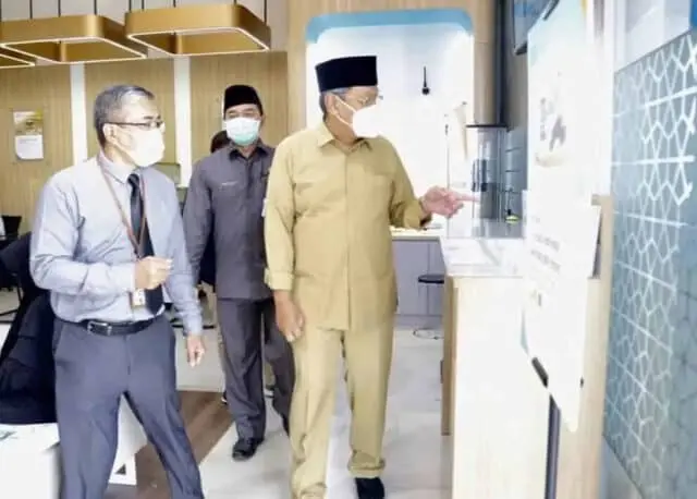 Wakil Walikota Resmikan Bank Syariah Indonesia di Tangsel Wakil Walikota Resmikan Bank Syariah Indonesia di Tangsel