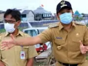 Tinjau Tanggul dan Saluran di Periuk, Arief: Perlu Bantuan Petugas Segera Lapor Tinjau Tanggul dan Saluran di Periuk, Arief: Perlu Bantuan Petugas Segera Lapor
