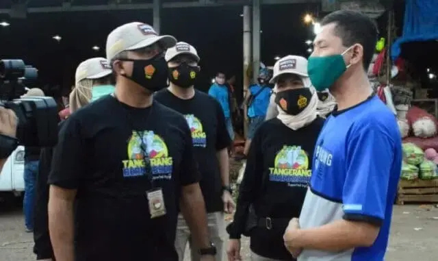 Sasar Terminal dan Pasar Induk, Satresnarkoba Tangerang Kota Sebar 1.000 Masker Sasar Terminal dan Pasar Induk, Satresnarkoba Tangerang Kota Sebar 1.000 Masker