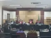 Kasus Penyeludupan Mantan Dirut PT. Garuda Indonesia Disidangkan di PN Tangerang, Tak Ditahan Karna Alasan Penerbangan Kasus Penyeludupan Mantan Dirut PT. Garuda Indonesia Disidangkan di PN Tangerang, Tak Ditahan Karna Alasan Penerbangan