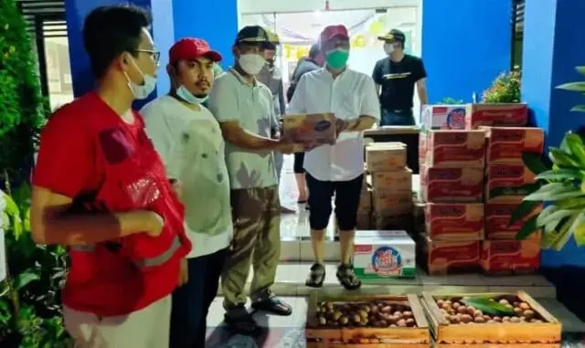 Banjir Dimana-mana, PMI Kota Tangerang Distribusikan Logistik Banjir Dimana-mana, PMI Kota Tangerang Distribusikan Logistik