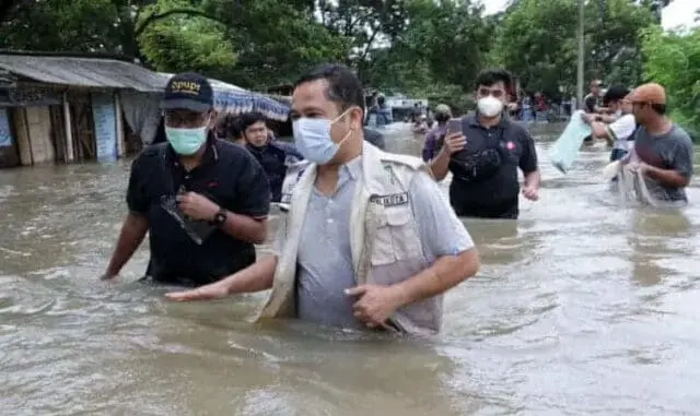 Ini Titik Banjir di Kota Tangerang, Ribuan Warga Dievakuasi Ini Titik Banjir di Kota Tangerang, Ribuan Warga Dievakuasi