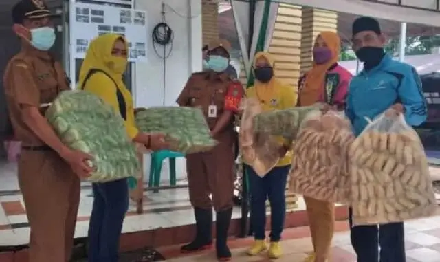 Satgas Golkar Peduli Bergerak Bantu Korban Banjir di Kota Tangerang Satgas Golkar Peduli Bergerak Bantu Korban Banjir di Kota Tangerang