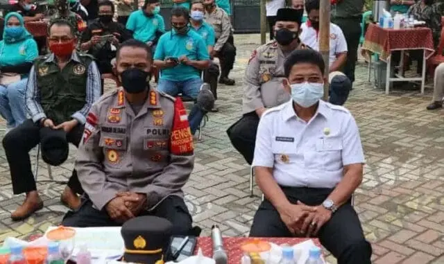 Kapolres dan Wakil Walikota Tangerang Kapolres dan Wakil Walikota Tangerang Launching Jakarta Bermasker Virtual dari KTJ Polsek Jatiuwung