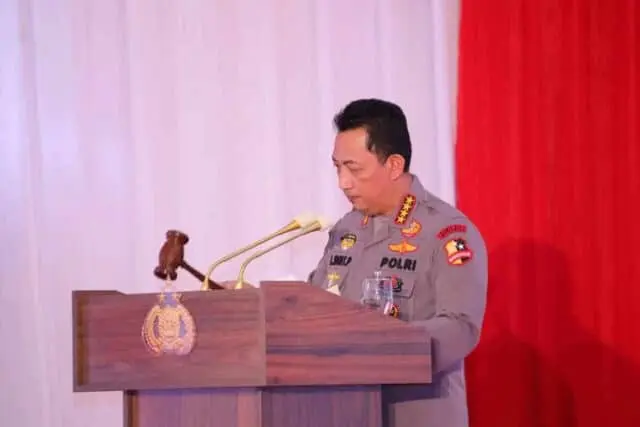 Kapolri : Jajaran Polantas Diminta Memanfaatkan Teknologi Agar Pelayanan Masyarakat Maksimal Kapolri : Jajaran Polantas Diminta Memanfaatkan Teknologi Agar Pelayanan Masyarakat Maksimal