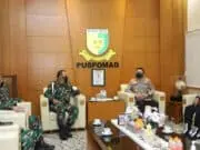 Perkuat Sinergi Personel TNI-Polri, Kadiv Propam Polri Sambangi Danpuspom AD Perkuat Sinergi Personel TNI-Polri, Kadiv Propam Polri Sambangi Danpuspom AD