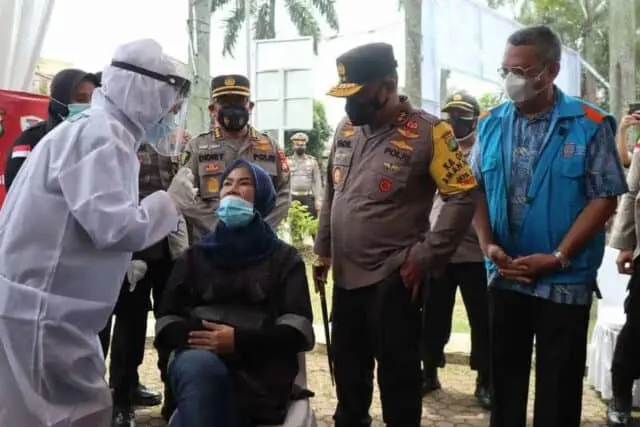 Tekan Penyebaran Covid-19, Warga Adakan Swab Antigen Mandiri Tekan Penyebaran Covid-19, Warga Adakan Swab Antigen Mandiri