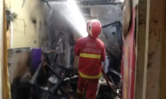 Kebakaran Rumah di Kota Tangerang, Satu Korban Tewas Tersetrum Kebakaran Rumah di Kota Tangerang, Satu Korban Tewas Tersetrum
