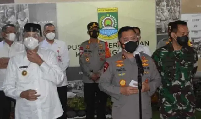 Kapolda Metro Jaya Bersama Gubernur Banten Pimpin Rakor Penanganan Covid-19 di Tangerang Raya Kapolda Metro Jaya Bersama Gubernur Banten Pimpin Rakor Penanganan Covid-19 di Tangerang Raya
