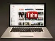 Efektifkah Belajar Bahasa Inggris Melalui Youtube? Efektifkah Belajar Bahasa Inggris Melalui Youtube