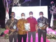 Elnusa Petrofin Unit FT Badas Raih Penghargaan dari Gubernur Nusa Tenggara Barat Elnusa Petrofin Unit FT Badas Raih Penghargaan dari Gubernur Nusa Tenggara Barat