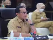 Mendagri Minta Kepala Daerah Jadi Role Model Penegakan Prokes Mendagri Minta Kepala Daerah Jadi Role Model Penegakan Prokes