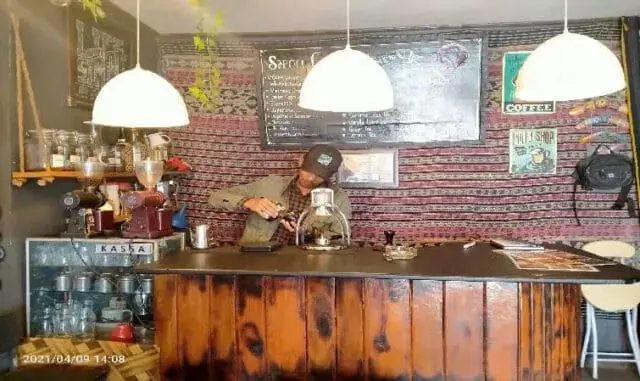 Uus Kusmana: Cold Brew Jadi Unggulan Kedai SAPoci Coffee Uus Kusmana: Cold Brew Jadi Unggulan Kedai SAPoci Coffee