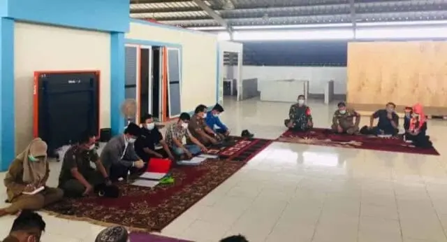 Pedagang Liar Segera Ditertibkan, Bakal Direlokasi ke Pasar Pelangi Sepatan Pedagang Liar Segera Ditertibkan, Bakal Direlokasi ke Pasar Pelangi Sepatan