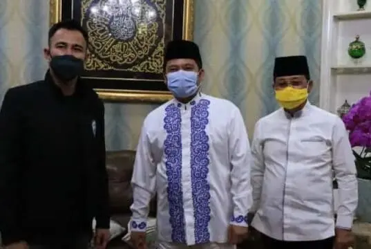 Bicarakan Persikota, Raffi Ahmad Temui Wali Kota Tangerang Bicarakan Persikota, Raffi Ahmad Temui Wali Kota Tangerang