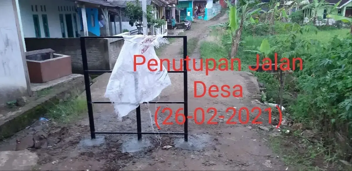 Masyarakat Desa Cibuah Lakukan Aksi Unjuk Rasa Akibat Penutupan Akses Jalan