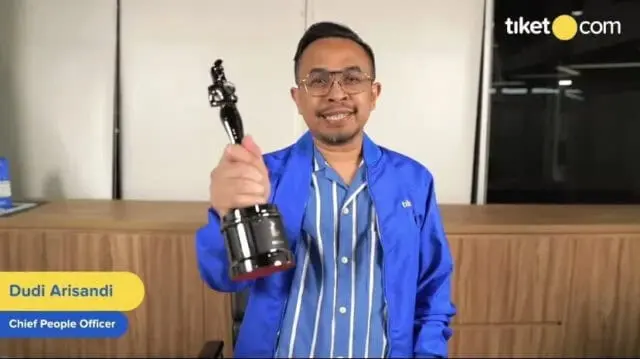 tiket.com Menangkan HRAsia Best Company 2 Tahun Berturut-turut tiket.com Menangkan HRAsia Best Company 2 Tahun Berturut-turut