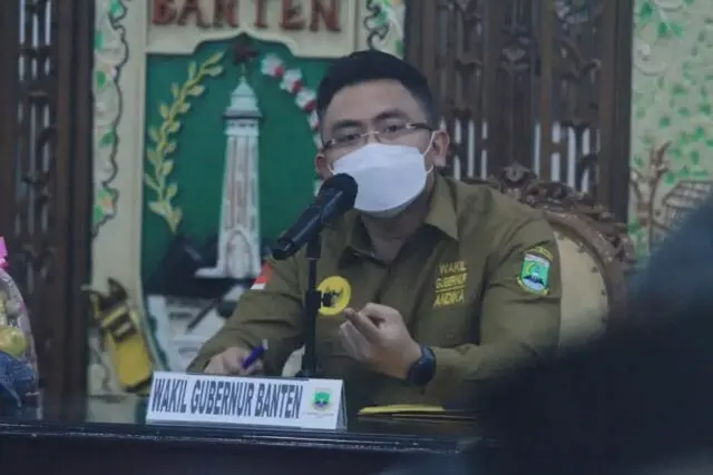 Rapim Penanganan Covid-19, Andika Hazrumy Angka Kasusnya Turun Signifikan Rapim Penanganan Covid-19, Andika Hazrumy Angka Kasusnya Turun Signifikan