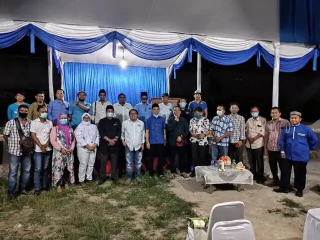 SMSI dan PWI Banten Gelar Silaturahmi Insan Pers Di JBS Cilegon SMSI dan PWI Banten Gelar Silaturahmi Insan Pers Di JBS Cilegon