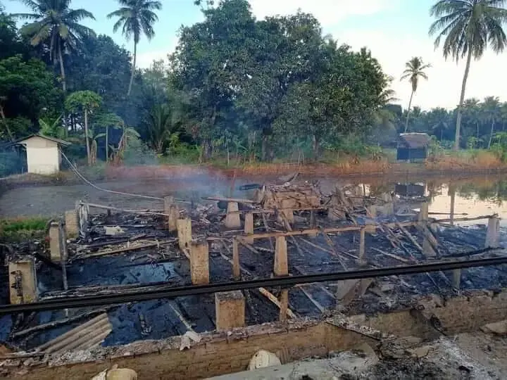 Kebakaran di Desa Pagelaran, Adi Yasin: Pemerintah dan Semua Stakeholder Harus Bergotong Royong Bantu Korban Kebakaran di Desa Pagelaran, Adi Yasin: Pemerintah dan Semua Stakeholder Harus Bergotong Royong Bantu Korban