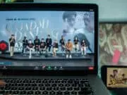 Serial Spesial Ramadhan, MAXstream Rilis Sajadah Panjang Serial Spesial Ramadhan, MAXstream Rilis Sajadah Panjang