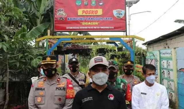 KTJ Gandasari Satres Narkoba Tangerang Kota Swab Antigen Acak Warga Mudik KTJ Gandasari Satres Narkoba Tangerang Kota Swab Antigen Acak Warga Mudik