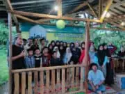 Alumni Angkatan 22 Ponpes Alhidayah Ciomas Serang Santuni Anak Yatim dan Buka Puasa Bersama Alumni Angkatan 22 Ponpes Alhidayah Ciomas Serang Santuni Anak Yatim dan Buka Puasa Bersama